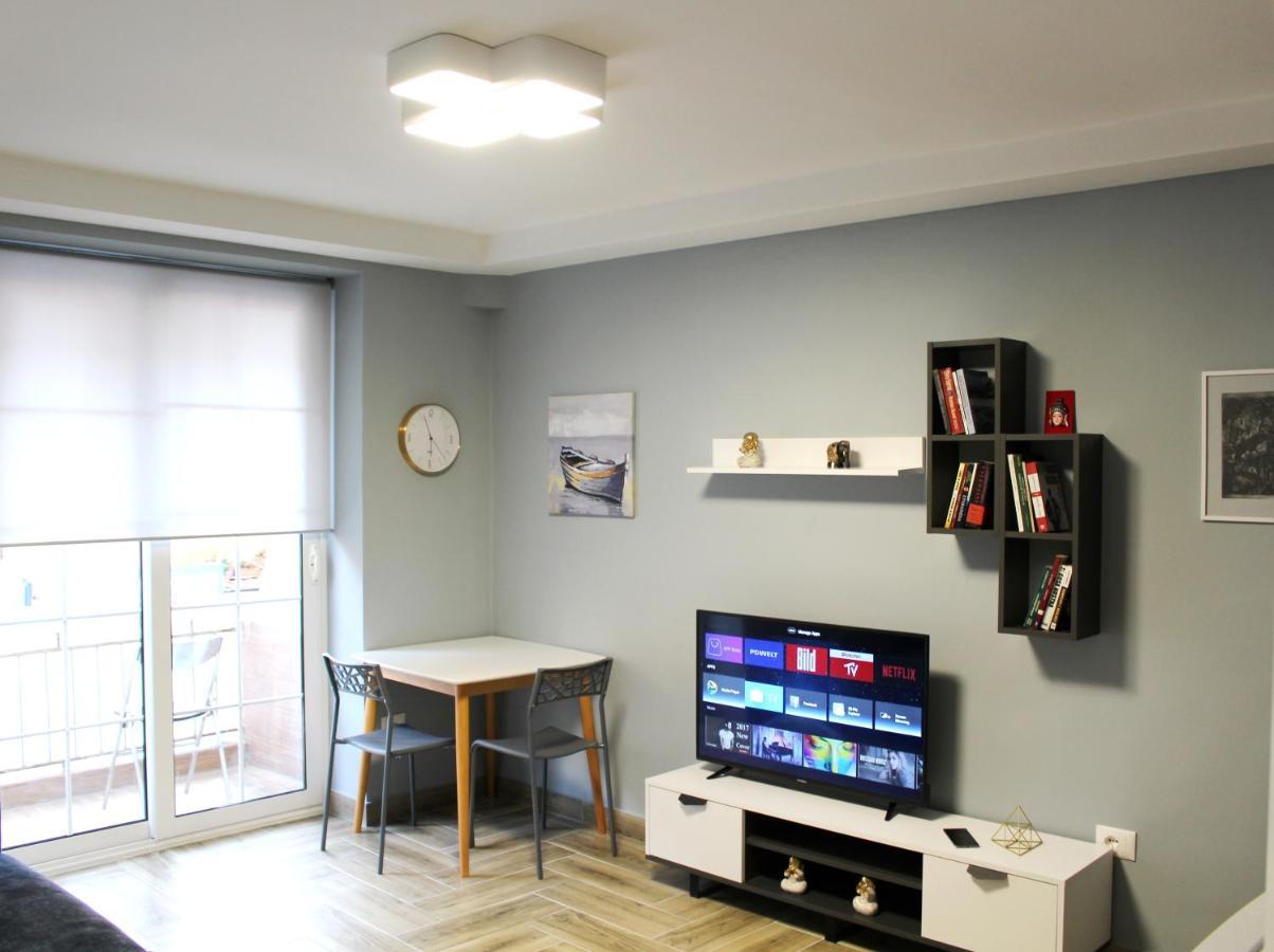 2V1 - Blloku Bkt Apartment Tiranë Luaran gambar