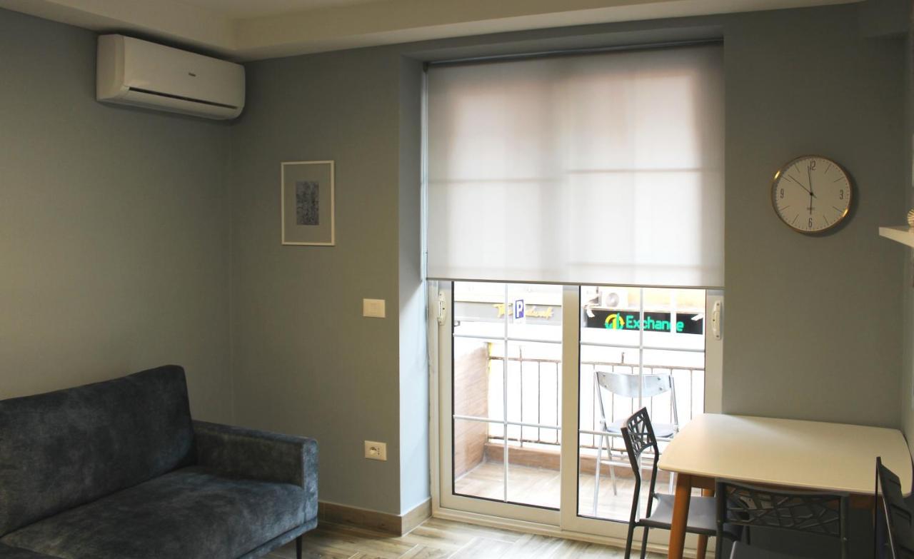 2V1 - Blloku Bkt Apartment Tiranë Luaran gambar