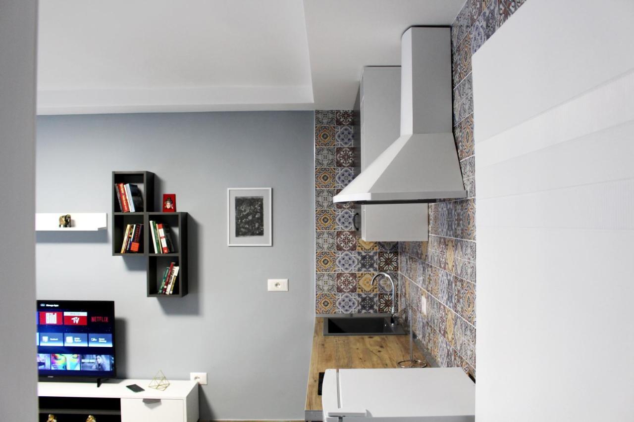 2V1 - Blloku Bkt Apartment Tiranë Luaran gambar